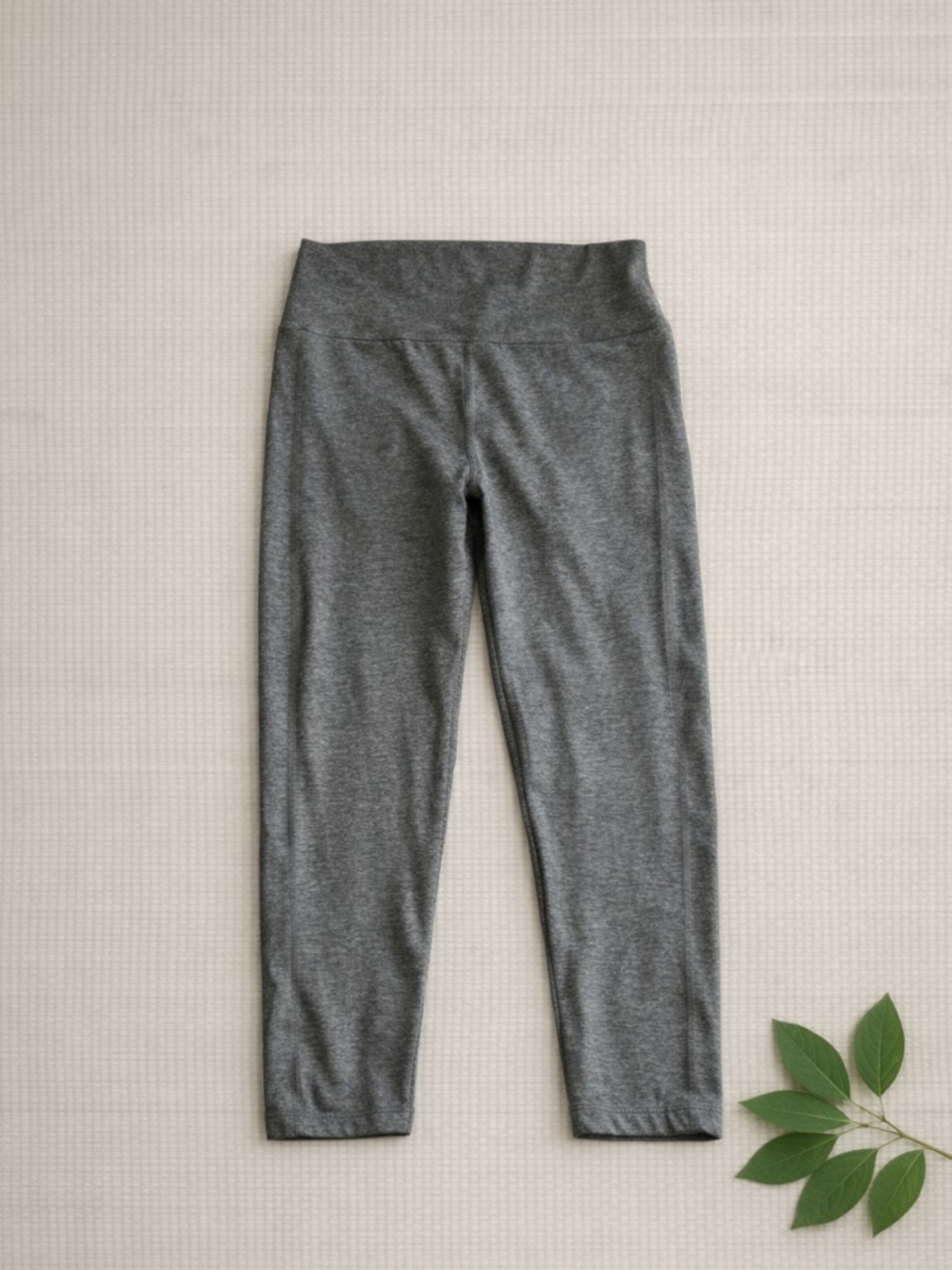 OFFLINE by Aerie Hugger Leggings – Hi‑Rise, Short Inseam | Size XL